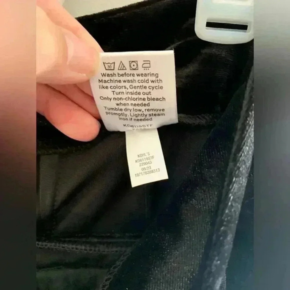 Woman’s Draper James Black Velvet Sequined Accent Holiday Workwear Pants Size 8 - Picture 10 of 13